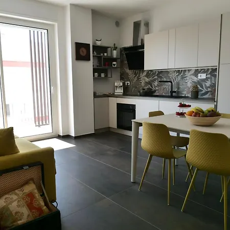 Aura Marina Dimora Del Centro 4*